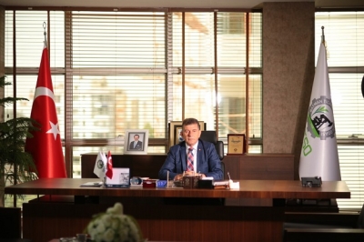 “ÖĞRENCİLERE EĞİTİM BURSU VE GİYİM YARDIMINDA BULUNDUK”