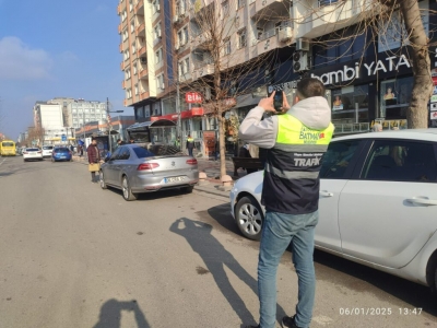 Otobüs geçişlerini engelleyen sürücüler uyarıldı