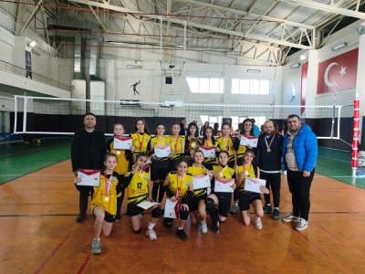 PARKE TAŞLARINDAN FİLENİN SULTANLIĞINA