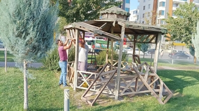 Parklardaki tüm malzemelerin geri dönüşümü sağlanıyor