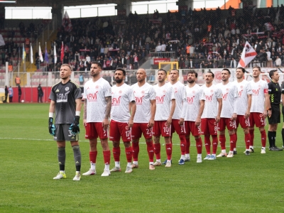 PETROL FIRTINASI SÜRÜYOR: LİDERLİK YOLUNDA KRİTİK GALİBİYET