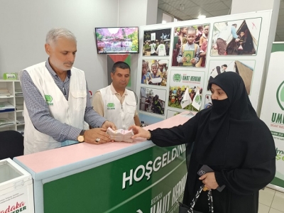 Rüyasında Gazze’yi Gördü, Umre Parasını Bağışladı
