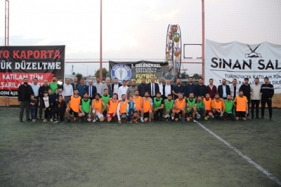SAĞLIKSEN FUTBOL TURNUVASINDA ŞAMPİYON KOZLUK FC TAKIMI OLDU