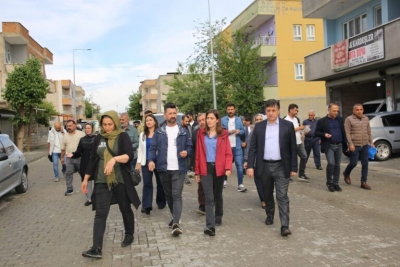 Sel bölgesini ziyaret ettiler
