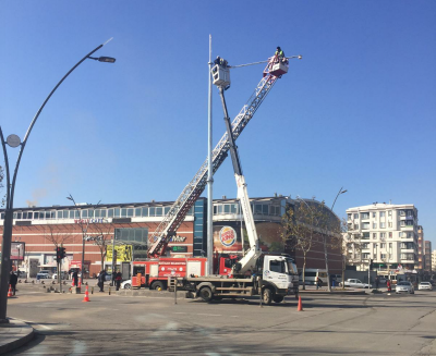SİNYALİZASYONDA AKILLI SENSÖRLER TRAFİĞE YÖN VERECEK
