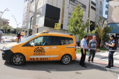 TAKSİ DURAKLARINA SIKI DENETİM