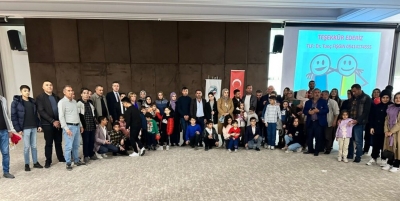 Talasemi hastalarına eş zamanlı seminer 