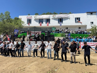 • Timoq’ta Birlik ve Dayanışma Ruhu