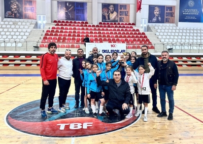 TOKİ KAZIM KARABEKİR’İN KÜÇÜK KIZLARI FİNALDE