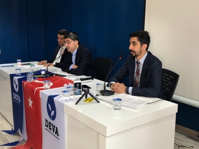 TÜRKİYE’DE EKONOMİ, ADALET VE ÖZGÜRLÜKLER KRİZİ YAŞANIYOR