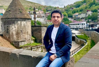 ÜMİT ÖZDAL ANISINA