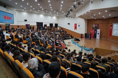 ÜNİVERSİTEDE BATUCAMPUS MOBİL UYGULAMASININ LANSMANI YAPILDI