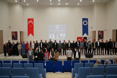 ÜNİVERSİTEDE HZ. PEYGAMBERİN REHBERLİĞİ KONFERANSI
