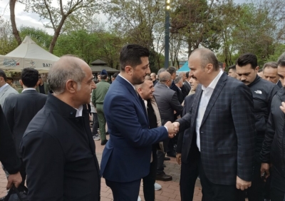 Vali Canalp, vatandaşlarla bayramlaştı