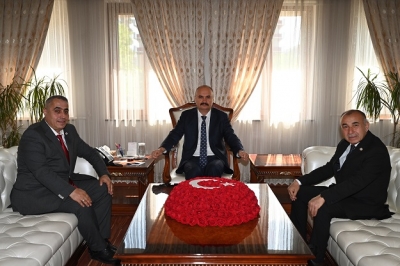 VALİ DİN BİR SEN'İ KABUL ETTİ