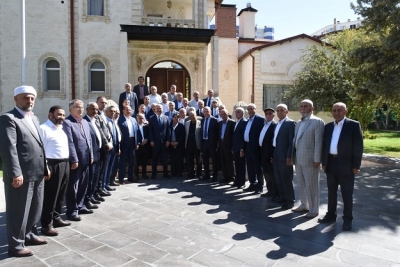 Vali, İlimizin Kanaat Önderlerini Kahvaltıda Ağırladı