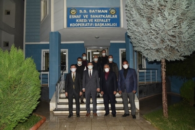 Vali Şahin'den, Batman Esnaf Kefalet ve Kredi Kooperatifini Ziyaret Etti