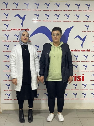 YENİLİK PARTİSİNDEN KUTLAMA 