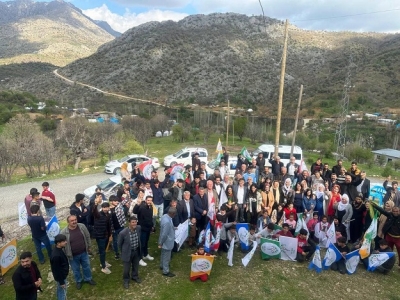 YEŞİL SOL PARTİ KÖYLERE ÇIKARMA YAPTI