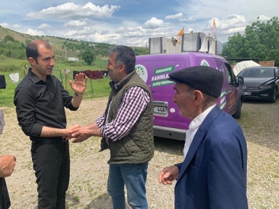 YSP’LİLER ZILGITLARLA KARŞILANIYOR